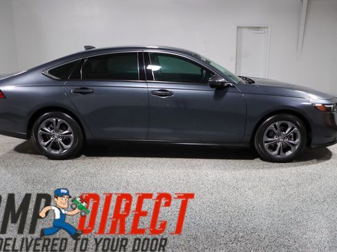 Used 2023 Honda Accord EX image 6