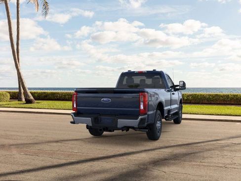 New 2025 Ford F250 XLT w/ F-250 >10K GVWR Package image 8