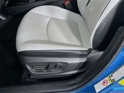 Used 2019 Toyota Prius XLE image 26