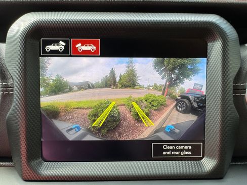 Used 2023 Jeep Wrangler Unlimited Sahara w/ Cold Weather Group AWD/4WD image 52