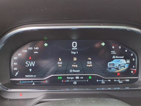 Used 2024 GMC Yukon AT4 w/ AT4 Premium Package AWD/4WD image 11
