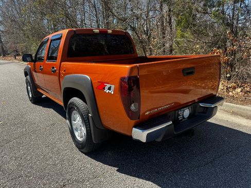 Used 2005 Chevrolet Colorado LS image 3