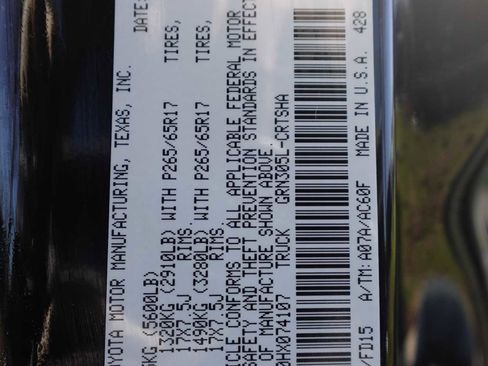 Used 2017 Toyota Tacoma TRD Sport w/ Tow Package (A/T) image 28