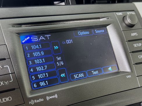 Used 2012 Toyota Prius Three FWD image 30