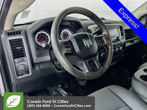Used 2014 RAM 1500 Express AWD/4WD image 3