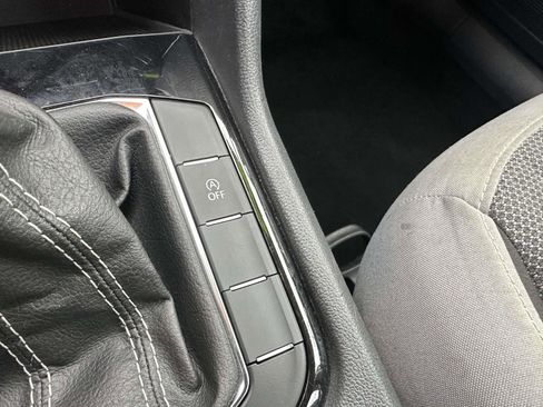 Used 2024 Volkswagen Taos S image 19