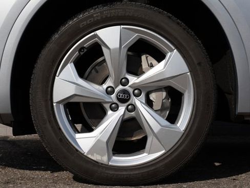 Used 2023 Audi Q5 2.0T Premium Plus image 13