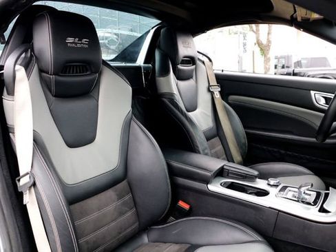 Used 2020 Mercedes-Benz SLC 300 image 25