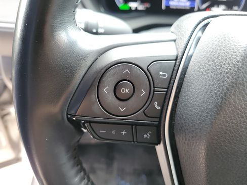 Certified 2024 Toyota Venza LE AWD/4WD image 28