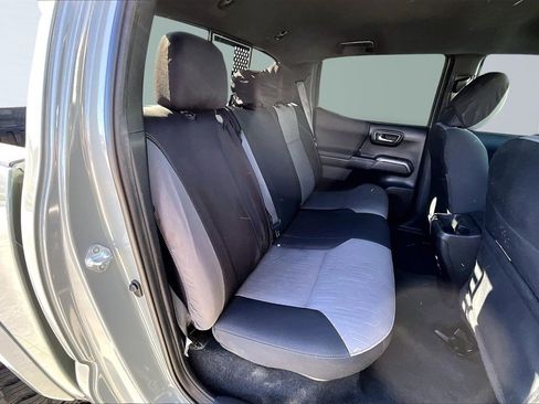 Used 2023 Toyota Tacoma TRD Off-Road image 29