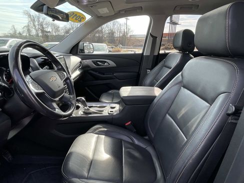 Used 2019 Chevrolet Traverse LT w/ LT Premium Package AWD/4WD image 20