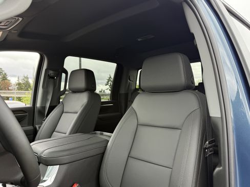 New 2026 Chevrolet Silverado 3500 LT w/ All Star Edition AWD/4WD image 10