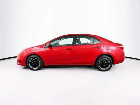 Used 2017 Toyota Corolla LE image 4