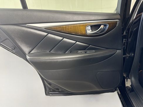 Used 2019 INFINITI Q50 Luxe w/ Cargo Package (L96) RWD image 26