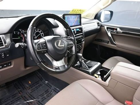 Used 2023 Lexus GX 460 Premium w/ Premium Package AWD/4WD image 22