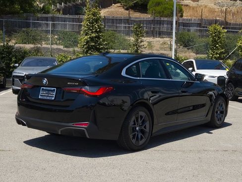 New 2026 BMW i4 eDrive40 w/ Parking Assistance Package RWD image 18