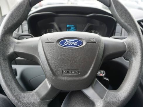 Used 2018 Ford Transit 250 130 Low Roof RWD image 13