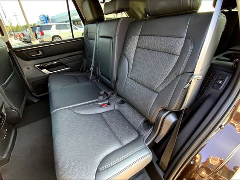 Used 2023 Toyota Sequoia Limited image 20