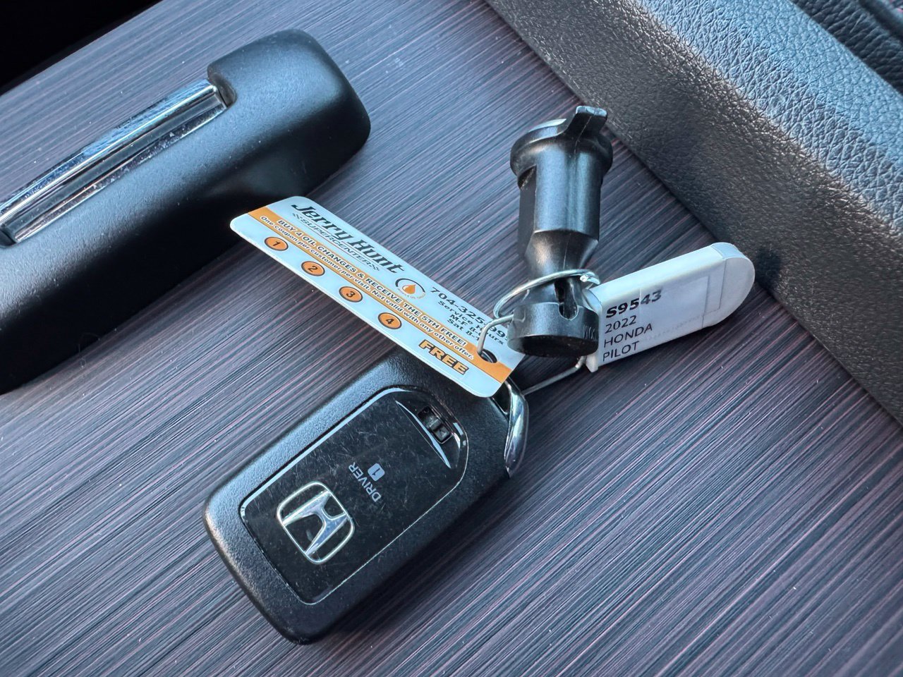 Used 2022 Honda Pilot Black Edition image 3