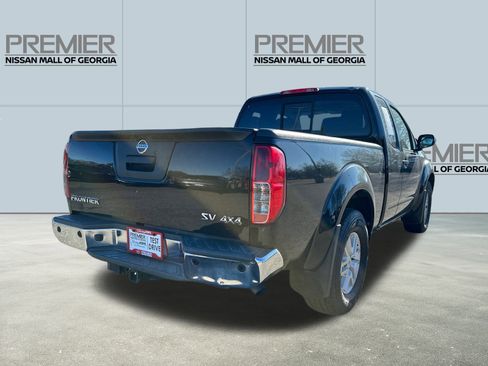 Certified 2021 Nissan Frontier SV image 5