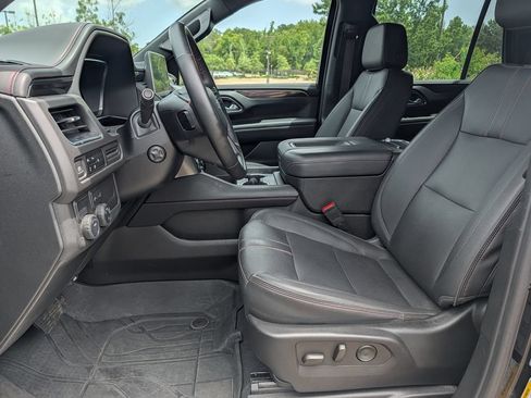 Used 2023 Chevrolet Tahoe RST w/ Sport Performance Package RWD image 10