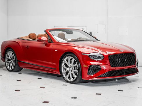 Used 2025 Bentley Continental GT Speed image 7