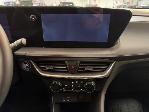 Certified 2026 Buick Encore GX Sport Touring w/ Comfort Package AWD/4WD image 19