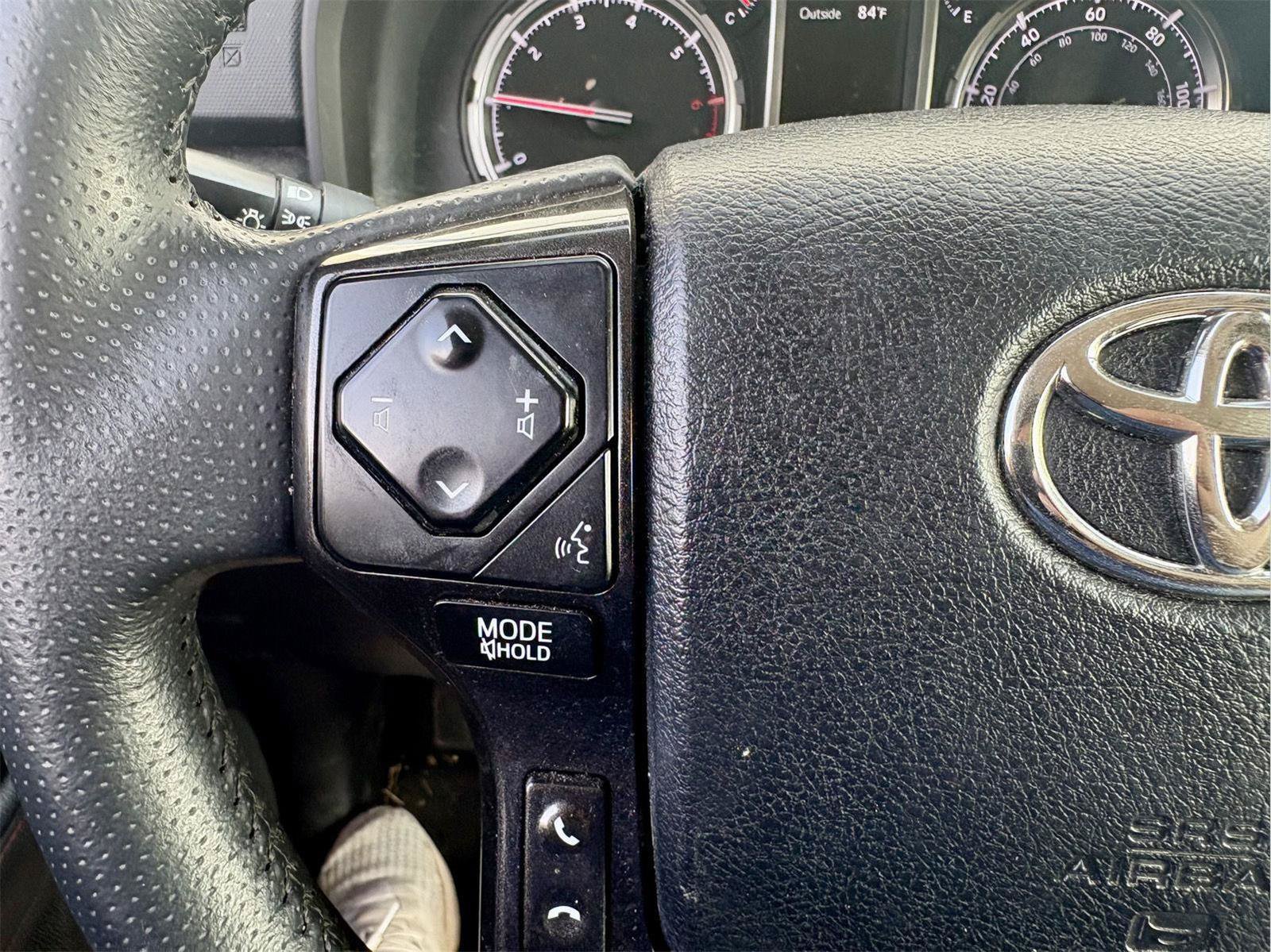 Used 2023 Toyota 4Runner TRD Off-Road AWD/4WD image 15