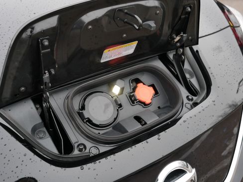 Used 2019 Nissan Leaf S w/ S Charge Package image 36