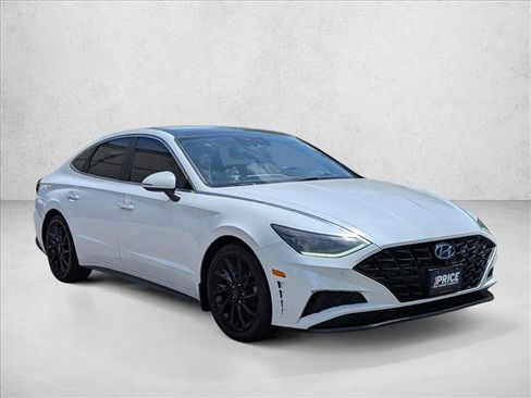 Used 2020 Hyundai Sonata Limited FWD image 3