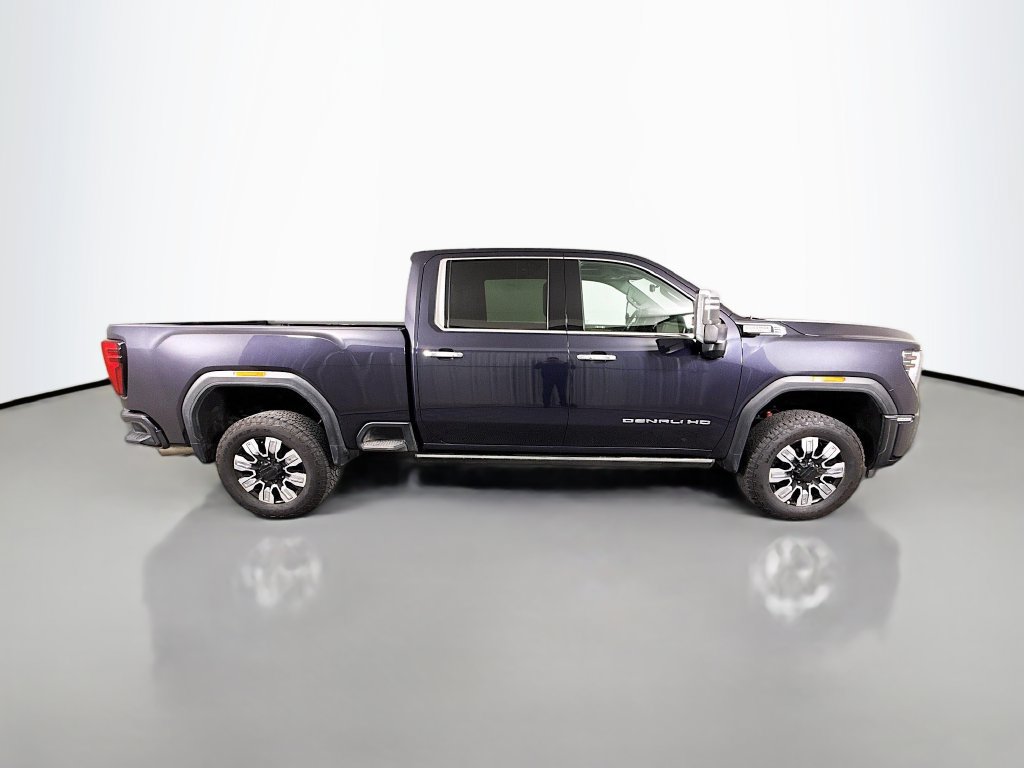 Used 2024 GMC Sierra 2500 Denali w/ Denali Reserve Package AWD/4WD image 9