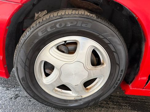 Used 2001 Chevrolet Monte Carlo SS FWD image 33