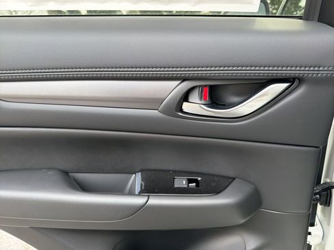 New 2025 MAZDA CX-5 AWD 2.5 S w/ Select Package image 23