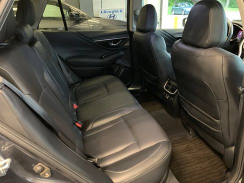 Certified 2024 Subaru Outback Limited AWD/4WD image 19