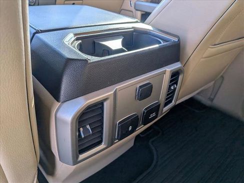 Used 2017 Ford F150 Lariat image 17