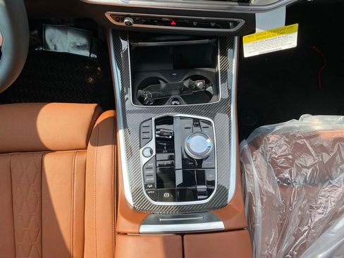 New 2026 BMW X5 M60i AWD/4WD image 11