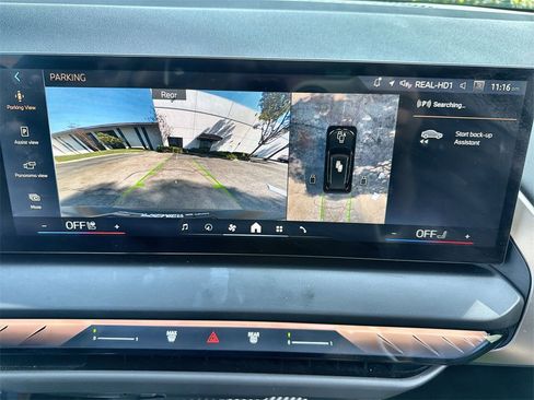 Used 2025 BMW X3 xDrive30i w/ Premium Package image 24