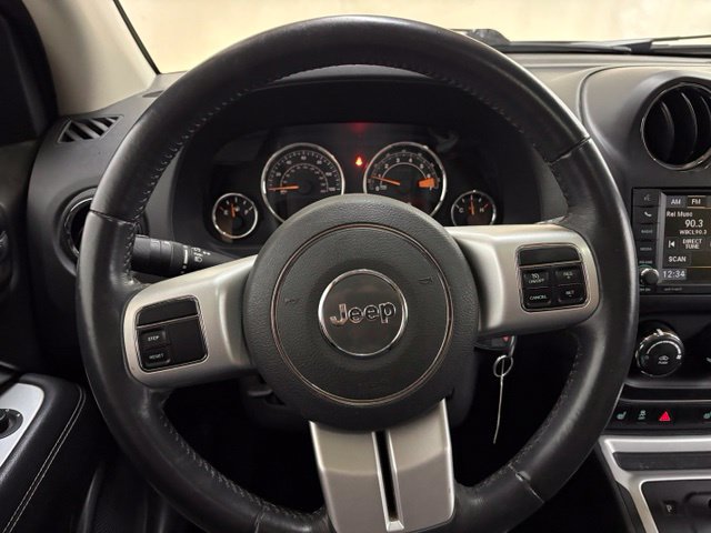 Used 2016 Jeep Compass High Altitude FWD image 45