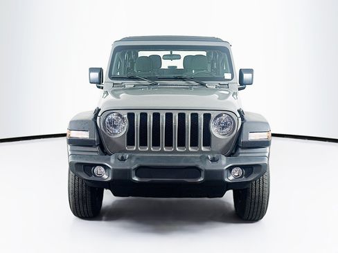 Used 2021 Jeep Wrangler Sport AWD/4WD image 2