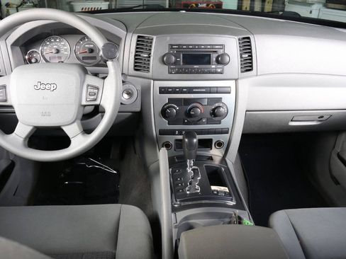 Used 2007 Jeep Grand Cherokee Laredo AWD/4WD image 36