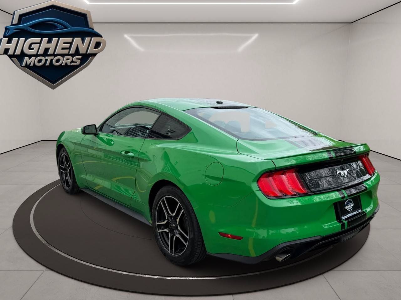 Used 2019 Ford Mustang Coupe w/ Equipment Group 101A RWD image 4