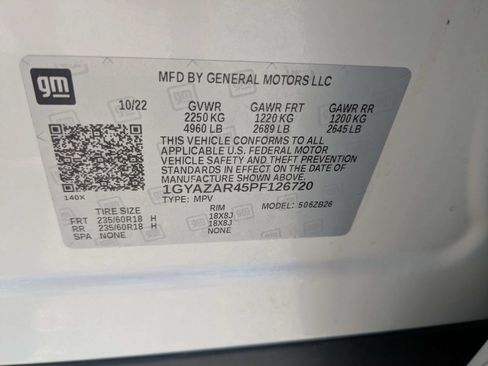 Used 2023 Cadillac XT4 Luxury w/ Cold Weather Package FWD image 20