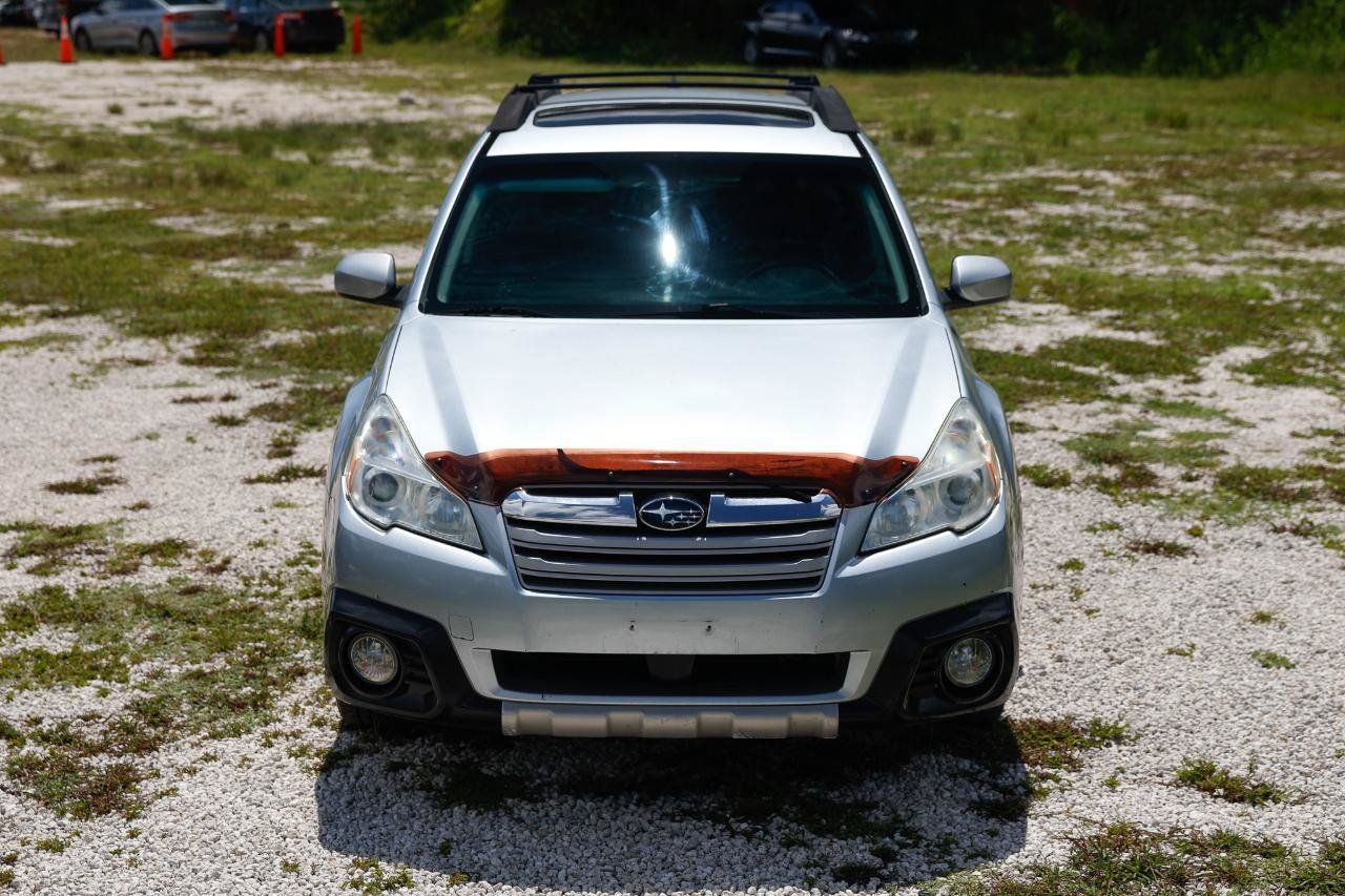 Used 2014 Subaru Outback 2.5i Limited w/ Moonroof Package AWD/4WD image 17