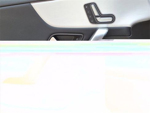 Used 2025 Mercedes-Benz CLA 250 4MATIC image 13