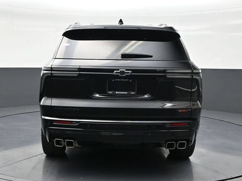 Used 2024 Chevrolet Traverse RS FWD image 4