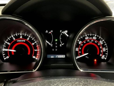Used 2010 Toyota Highlander Limited image 20