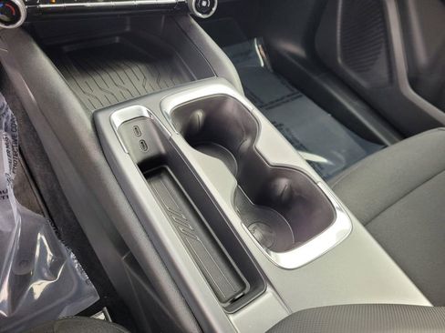 New 2026 Chevrolet Equinox EV LT image 31