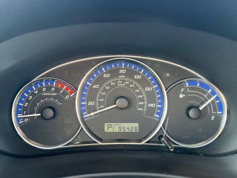 Used 2010 Subaru Forester 2.5X Premium w/ Popular Equipment Group 7B AWD/4WD image 37