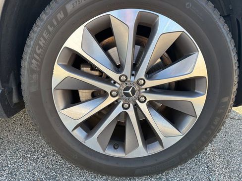 Used 2020 Mercedes-Benz GLE 350 4MATIC image 23