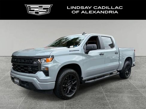 Used 2024 Chevrolet Silverado 1500 Custom w/ Turbomax Blackout Package AWD/4WD image 1